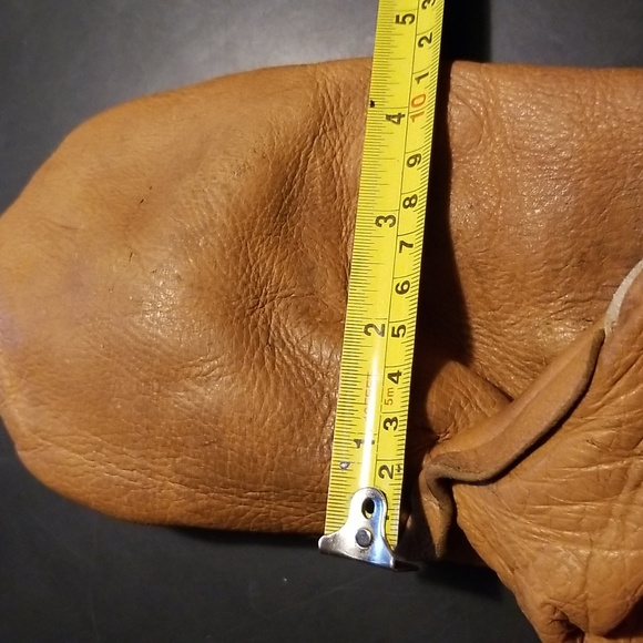 Trigger Finger Mittens - Picture 4 of 7